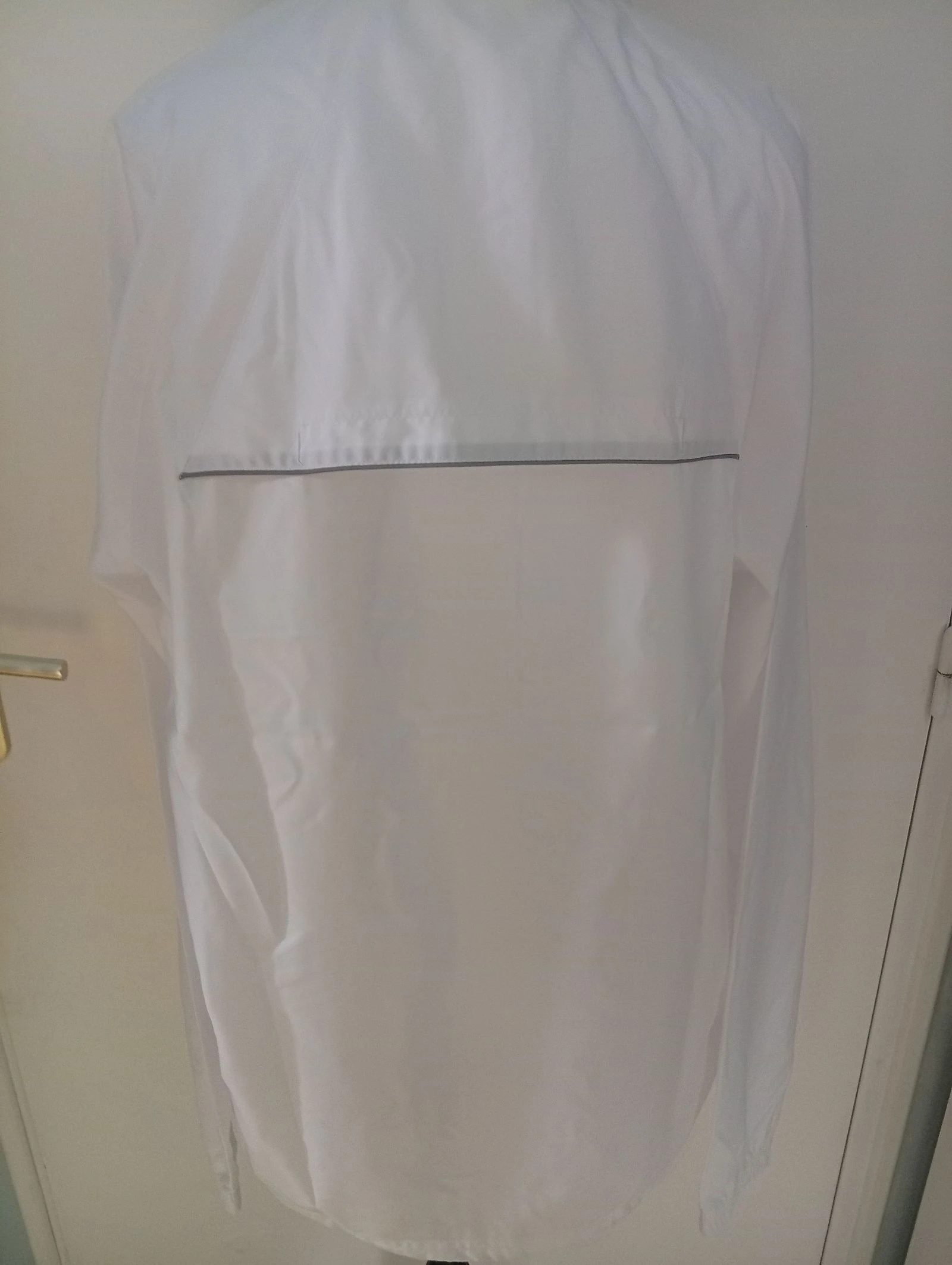 Chaqueta ligera con cordón en la parte inferior – photo 6